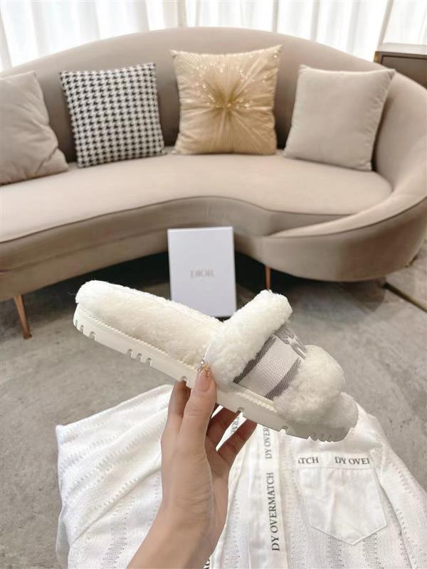 2025112818431925 220